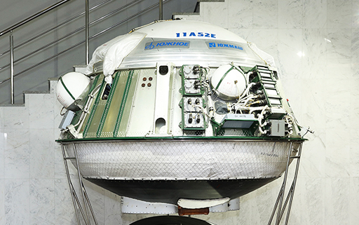 <span style="color: #0097E3;font-size: 13px;font-weight: 600;line-height: 1.8;">24 листопада, 1970</span> </br><span style="line-height: 1.2!important;font-size: 16px;line-height: 36px;">Успішний запуск блока Е (SL-15)</span>