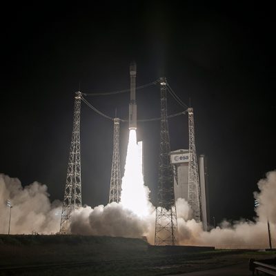 УСПІШНИЙ ПУСК PH «ВЕГА»